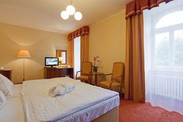 Отель Danubius Health Spa Resort Centralni Lazne