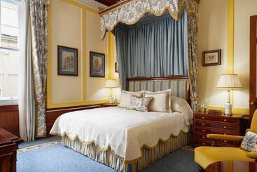 هتل The Lanesborough, Oetker Collection