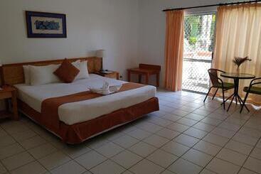 בית מלון כפרי Bedarra Beach Inn