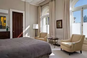 ホテル Wheatleigh