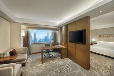 Crowne Plaza Guangzhou City Centre, An Ihg Hotel   Free Shuttle Between Hotel And Exhibition Center
