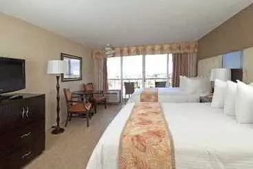 DreamView Beachfront Hotel & Resort