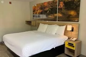 בית מלון כפרי Days Inn By Wyndham Helen