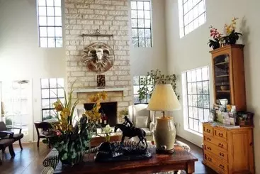 בית מלון כפרי Windcrest Inn And Suites