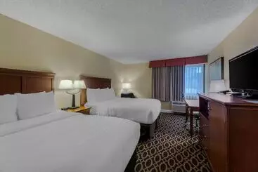Best Western Plus Wooster Hotel & Conference Center