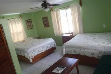 בית מלון כפרי Corona Del Mar