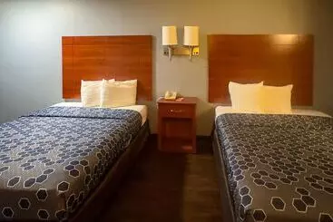 בית מלון כפרי Econo Lodge Tucumcari Route 66