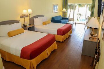 酒店 Jupiter Waterfront Inn