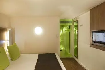 Отель Campanile Epone