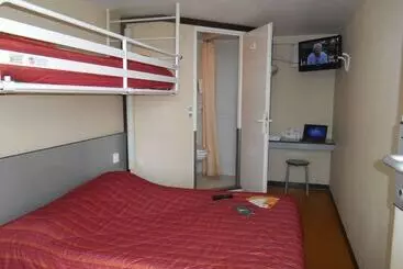 Отель Première Classe Montluçon Saint Victor