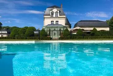 酒店 Château De Courcelles   Relais & Châteaux