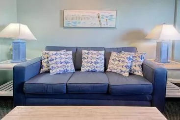 Blue Water Resort 1103