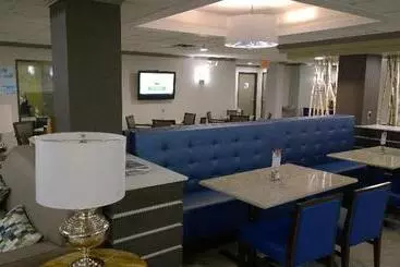 ホテル Holiday Inn Express & Suites Fayetteville University Of Arkansas Area, An Ihg