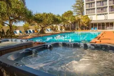 Hotel Chateau Beachside Resort