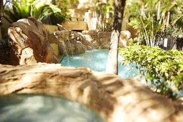 Курорт Mantra Sun City