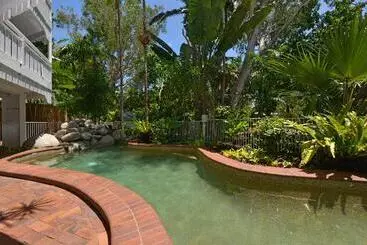 Otel The White House Port Douglas