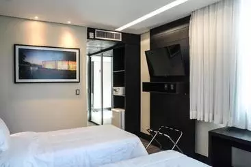 Hotel Le Flamboyant Home Service