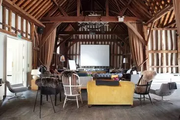 Отель The Olde Bell, Bw Signature Collection