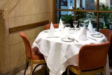 ホテル La Gaffe   Bed And Breakfast