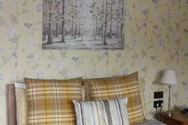 Отель Moyness House