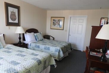 Hotelli Admiral Digby Inn Restaurant And Cottages