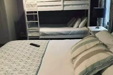 בית מלון כפרי White Horse Farm Inn