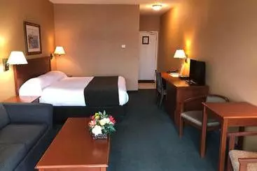 Beach Gardens Resort And Marina