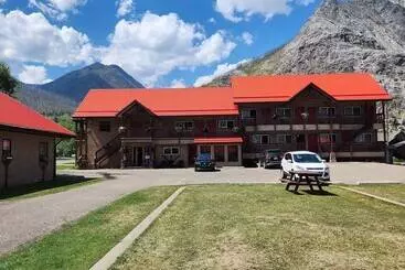 בית מלון כפרי Aspen Village