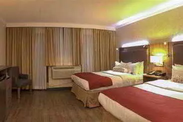 Grand Park Hotel & Suites Downtown Vancouver, Ascend Hotel Collection