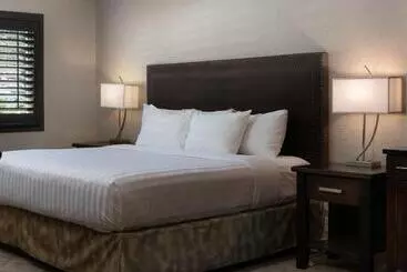 Prestige Lakeside Resort, Worldhotels Elite