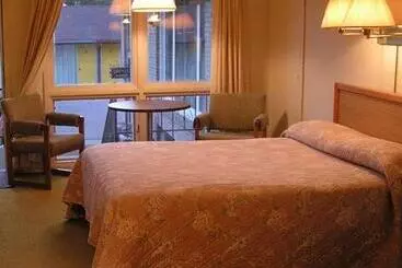 Hotel Town N Country Motor Inn