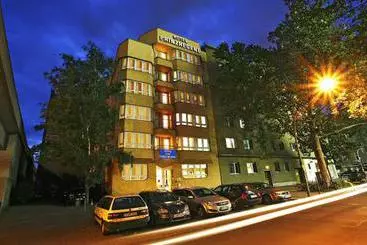 هتل Prinzregent by Centro Basic