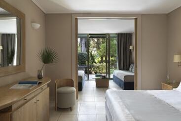 فندق Kontokali Bay Resort & Spa