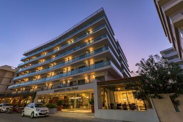 Hôtel Manousos City