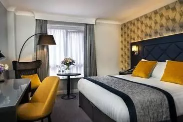 בית מלון כפרי Camden Court