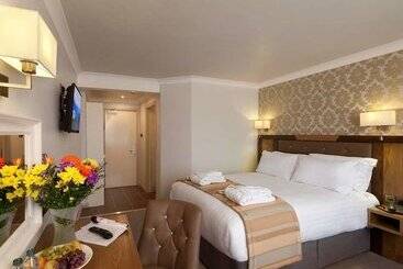 هتل Limerick City