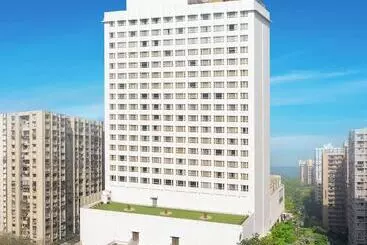 Отель President  Ihcl Seleqtions