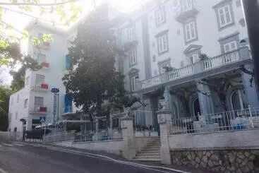 Отель Alexander Palme