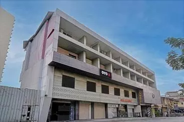 Hotel O Lotus Residency Near Anand Nagar Metro Station