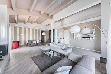 هتل Residenza Miralago By Wonderful Italy
