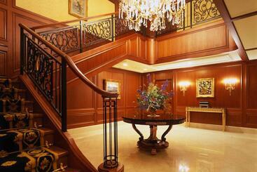 Rihga Royal Hotel Osaka, Vignette Collection By Ihg