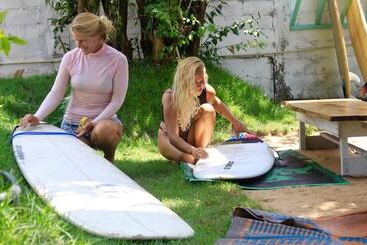 Pensionat Eastwind Surf Camp