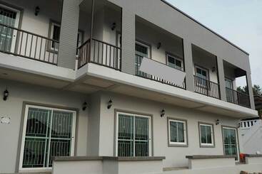 هتل Rawai Apartment