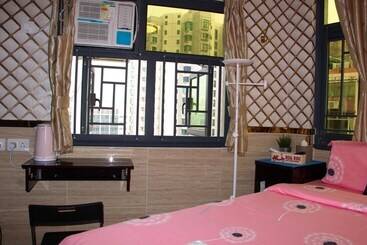 پانسیون Toronto Holidays