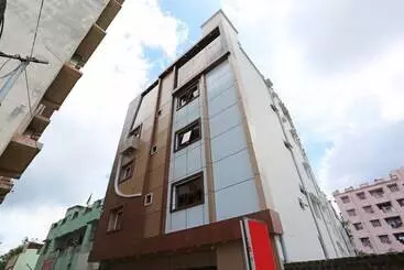 Hotel Ln International By Oyo Rooms