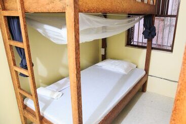 Ten To Ten Stone Town Hostel