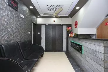 Hotel Laxmi Guest House By Oyo Rooms