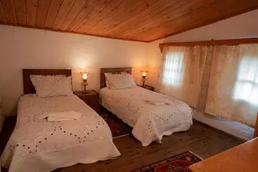 Hotel Old Greek House