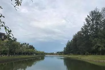 Majatalo Good 9 At Home