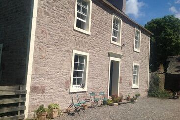 Kilmaronock Manse B&b